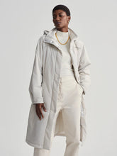 Load image into Gallery viewer, Varley Elle Light Padded Parka