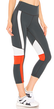 Load image into Gallery viewer, Vimmia Dedication Crop Legging - Carbon