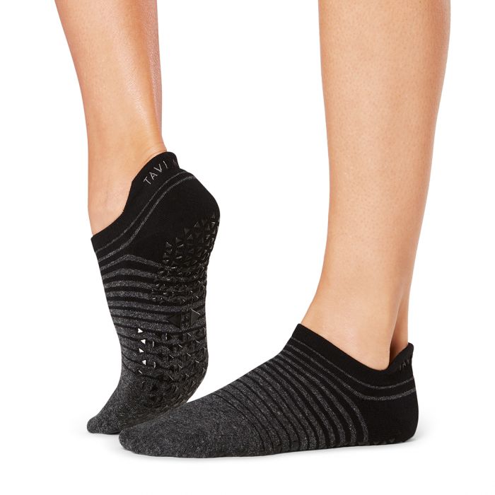 Tavi Noir Savvy Grip Socks - Basics – C.O.R.E. grow strong.